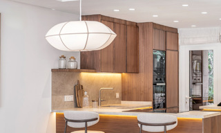 Superbe maison de ville rénovée de 4 chambres à vendre dans une résidence sécurisée sur la Golden Mile de Marbella 791338 