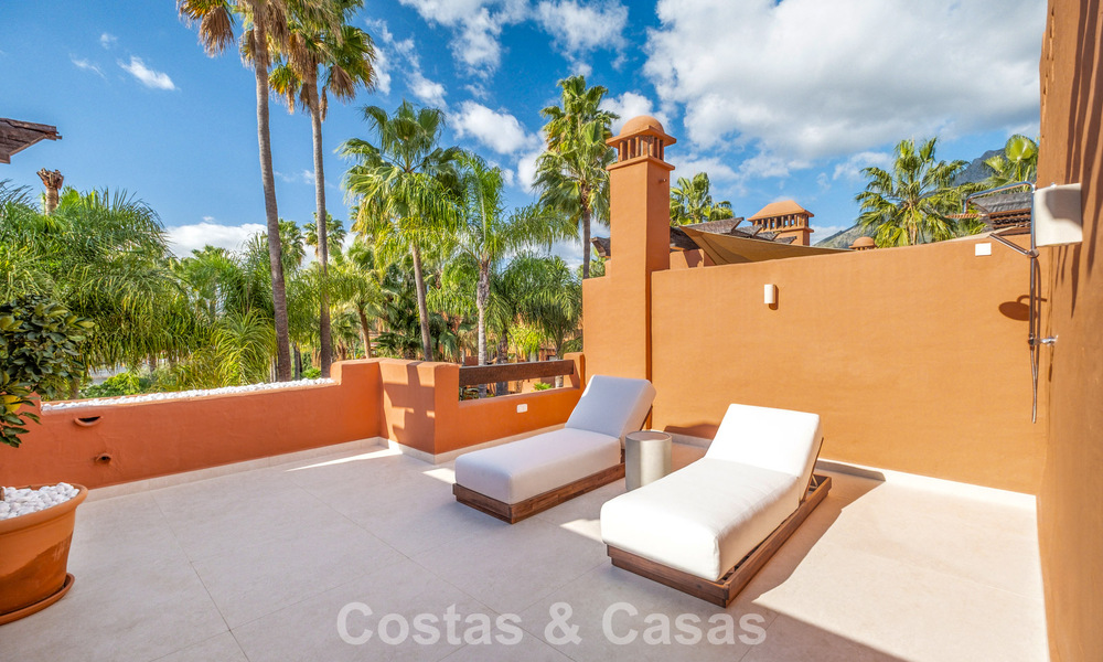Maison de ville de luxe modernisée de 4 chambres à vendre sur le Golden Mile de Marbella 791350