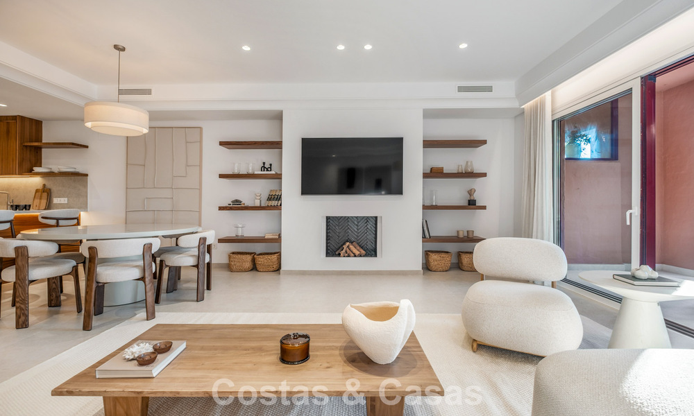 Maison de ville de luxe modernisée de 4 chambres à vendre sur le Golden Mile de Marbella 791363