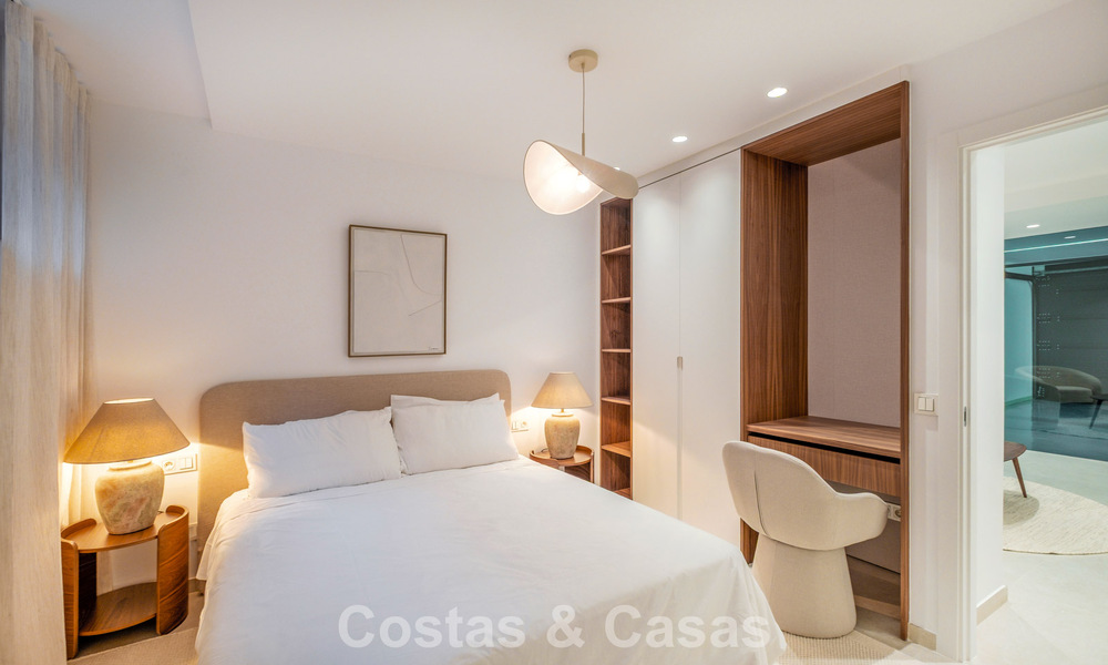 Maison de ville de luxe modernisée de 4 chambres à vendre sur le Golden Mile de Marbella 791365