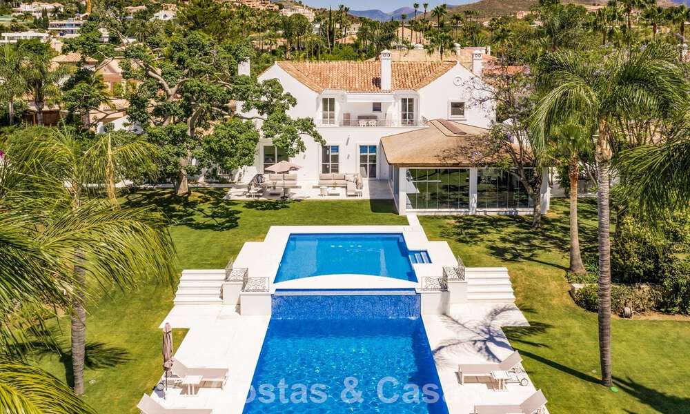 Villa exclusive à vendre, en première ligne de golf, dans une urbanisation prestigieuse à Nueva Andalucía, Marbella 791450