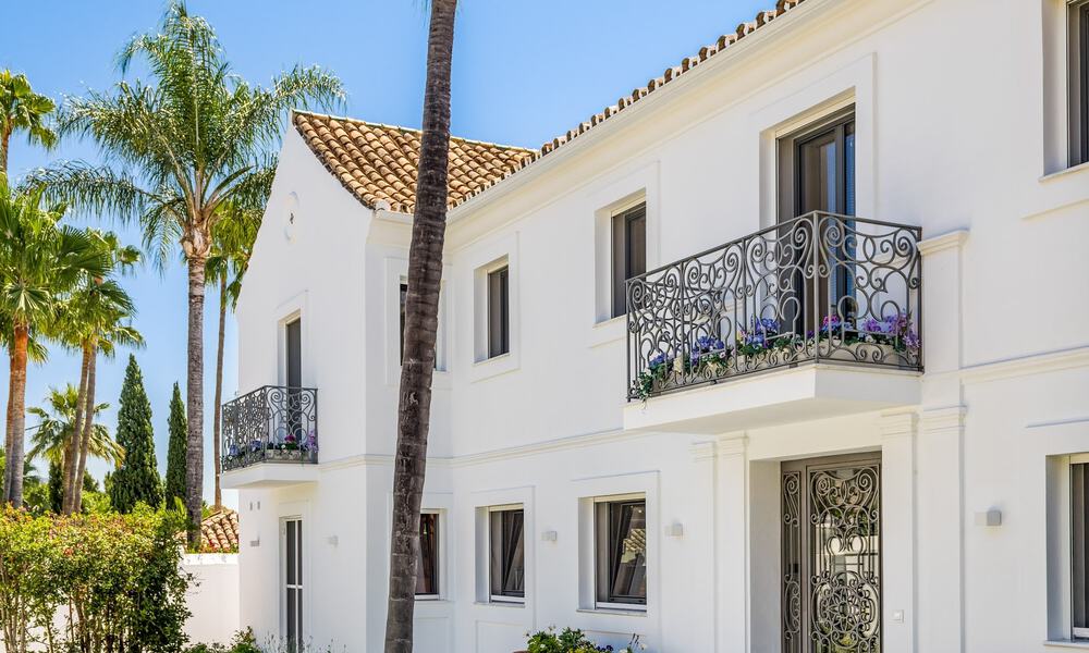 Villa exclusive à vendre, en première ligne de golf, dans une urbanisation prestigieuse à Nueva Andalucía, Marbella 791457