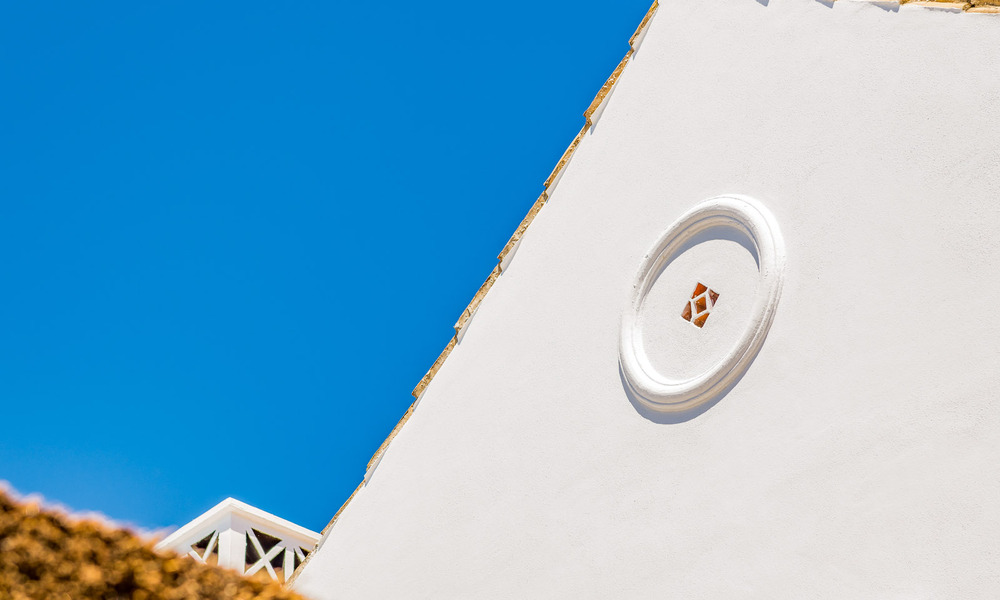 Villa exclusive à vendre, en première ligne de golf, dans une urbanisation prestigieuse à Nueva Andalucía, Marbella 791460