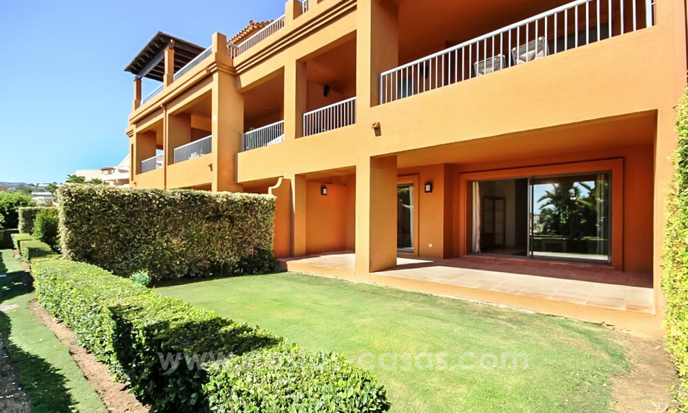 Benatalaya : Appartements de luxe en première ligne de golf à vendre dans la région de Marbella - Benahavis. 791104