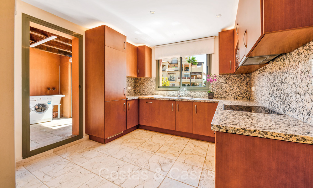 Benatalaya : Appartements de luxe en première ligne de golf à vendre dans la région de Marbella - Benahavis. 791116