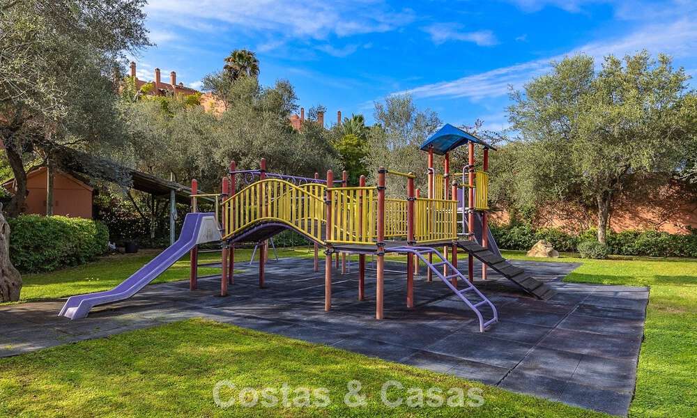 Appartement prêt à emménager à vendre à deux pas de la plage à Marbella Est 791507