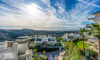 Appartement de luxe de 3 chambres à vendre avec vue panoramique sur la mer dans un resort privé à Marbella - Benahavis 791545 