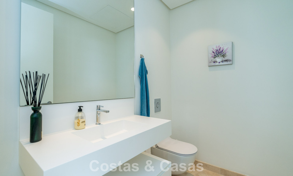 Appartement de luxe de 3 chambres à vendre avec vue panoramique sur la mer dans un resort privé à Marbella - Benahavis 791548