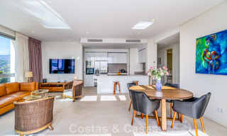 Appartement de luxe de 3 chambres à vendre avec vue panoramique sur la mer dans un resort privé à Marbella - Benahavis 791575 