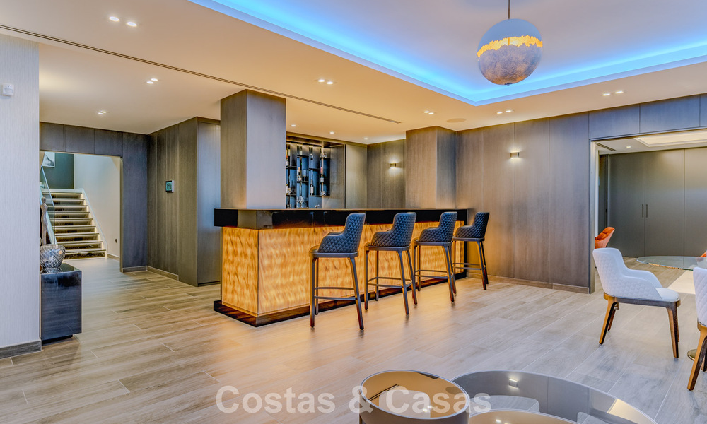 Villa de luxe moderne et entièrement neuve avec vue sur la mer à vendre dans un resort de golf à Mijas, Costa del Sol 791682