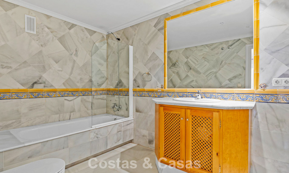 Appartement spacieux et prêt à emménager avec vue panoramique sur la mer à vendre à Benahavís - Marbella 791749