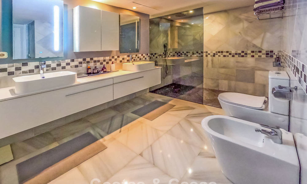 Penthouse prêt à emménager, avec vue sur la mer spectaculaire à vendre à Marbella - Benahavís 791772