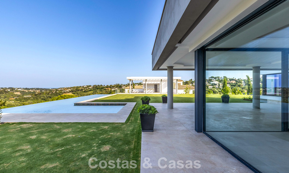 Villa de luxe neuve au design contemporain avancé à vendre à Sotogrande Alto, Costa del Sol 791840