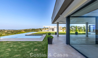 Villa de luxe neuve au design contemporain avancé à vendre à Sotogrande Alto, Costa del Sol 791840 