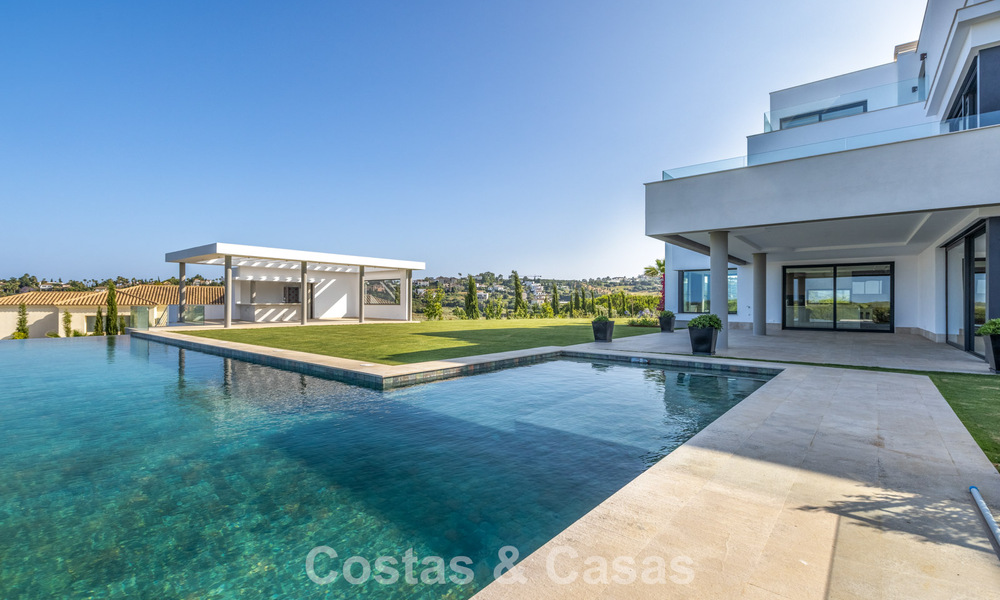 Villa de luxe neuve au design contemporain avancé à vendre à Sotogrande Alto, Costa del Sol 791851