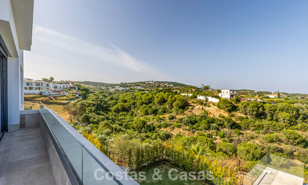 Villa de luxe neuve au design contemporain avancé à vendre à Sotogrande Alto, Costa del Sol 791858
