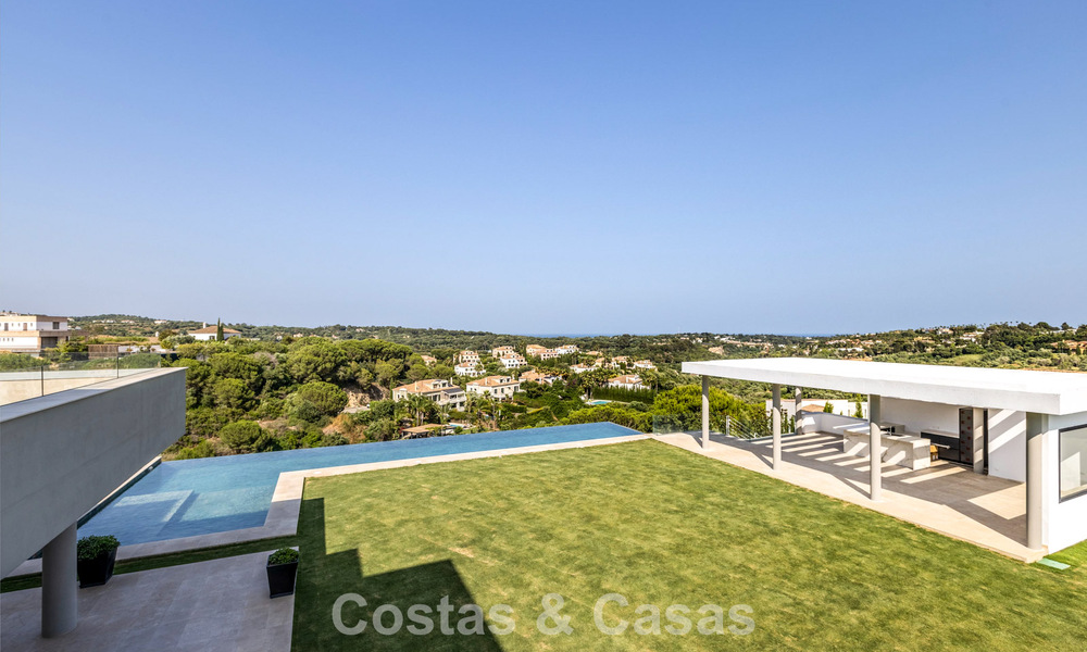 Villa de luxe neuve au design contemporain avancé à vendre à Sotogrande Alto, Costa del Sol 791860