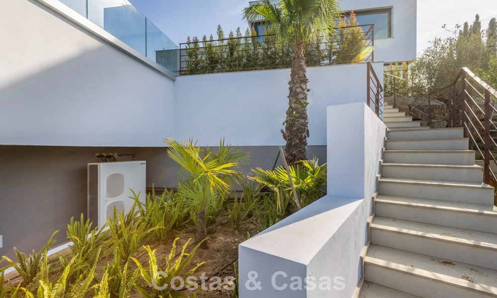 Villa de luxe neuve au design contemporain avancé à vendre à Sotogrande Alto, Costa del Sol 791866