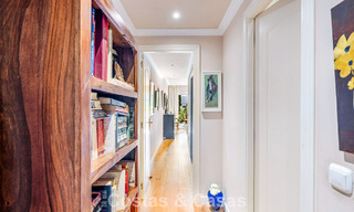 Appartement à vendre dans une urbanisation exclusive en bord de mer entre Puerto Banús et San Pedro, Marbella 792036 