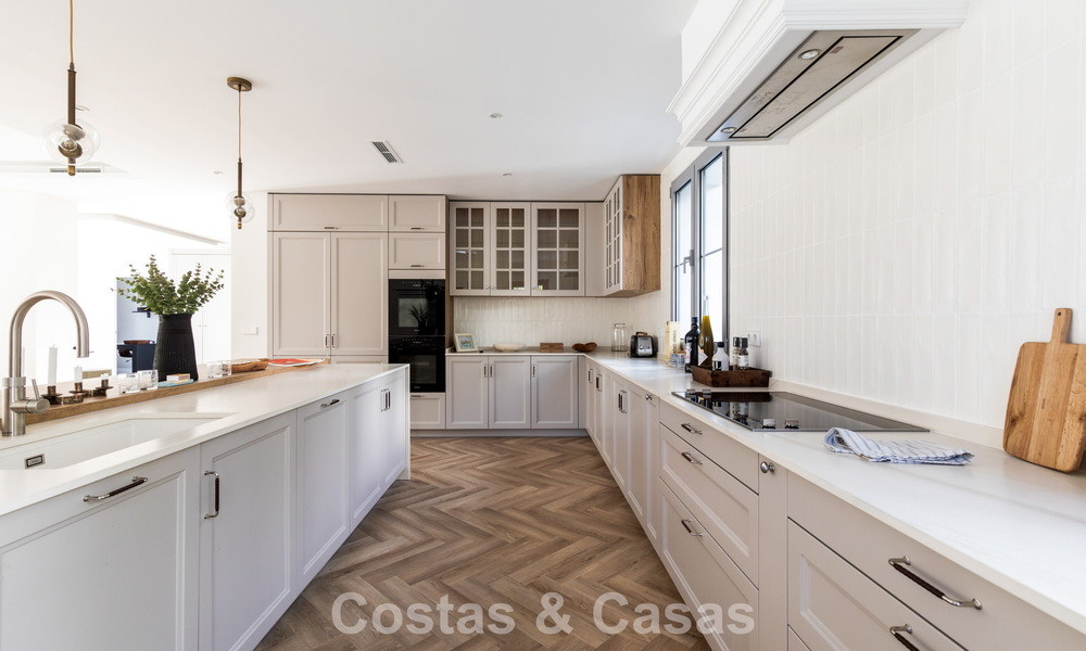 Villa de standing luxueusement rénovée à vendre à Marbella - Benahavís 791989
