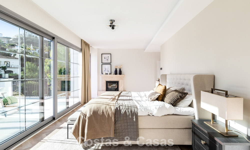 Villa de standing luxueusement rénovée à vendre à Marbella - Benahavís 792008