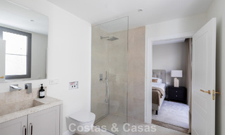 Villa de standing luxueusement rénovée à vendre à Marbella - Benahavís 792023 