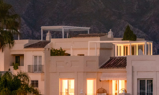 Élégant penthouse duplex avec vues panoramiques à vendre à La Quinta, Marbella - Benahavís 791941 