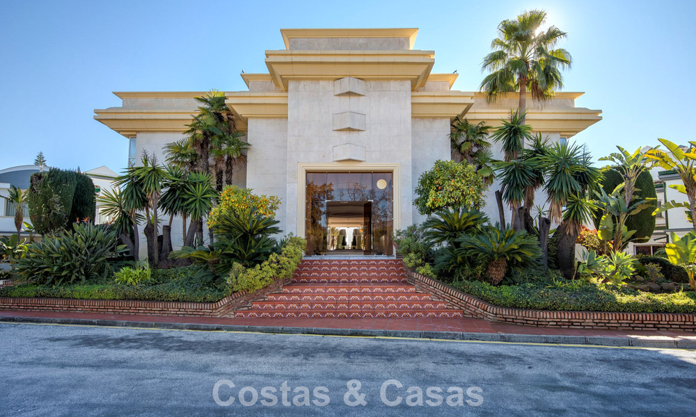 Appartement trés spacieux à vendre dans un complexe en première ligne de plage sur la New Golden Mile entre Marbella et Estepona 792123