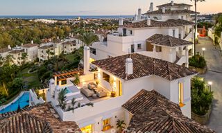 Penthouse rénové de style contemporain avec piscine privée et vue panoramique sur la mer à Nueva Andalucía, Marbella 792141 