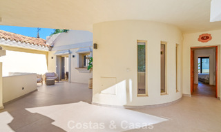 Penthouse rénové de style contemporain avec piscine privée et vue panoramique sur la mer à Nueva Andalucía, Marbella 792167 