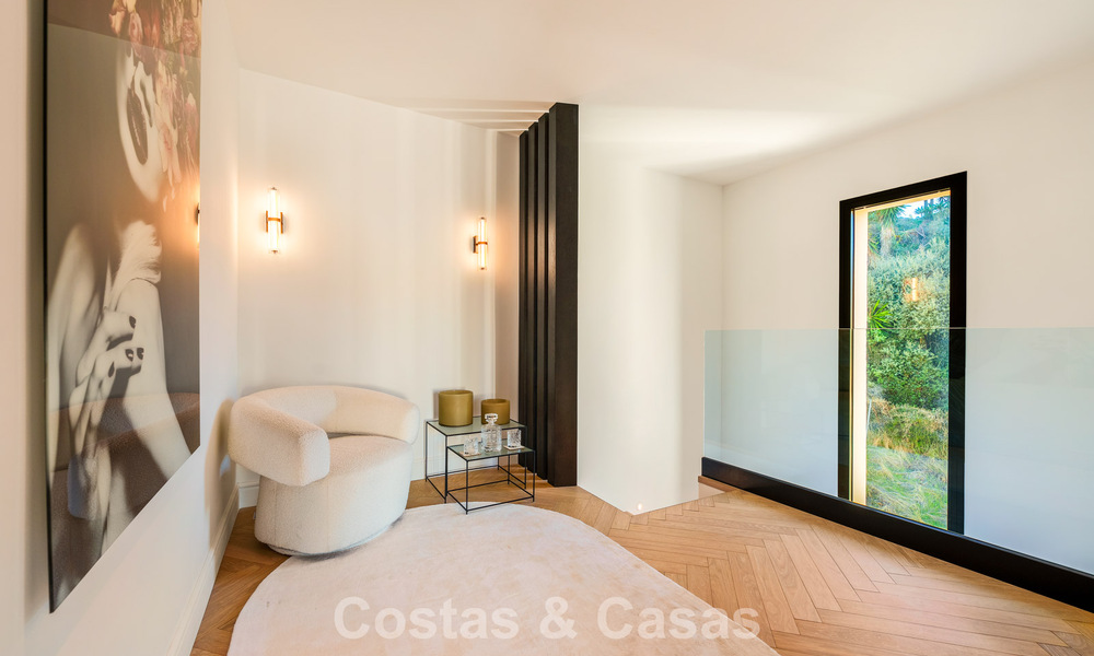 Penthouse rénové de style contemporain avec piscine privée et vue panoramique sur la mer à Nueva Andalucía, Marbella 792168