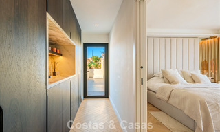 Penthouse rénové de style contemporain avec piscine privée et vue panoramique sur la mer à Nueva Andalucía, Marbella 792169 