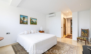 Élégante maison de ville de 4 chambres à vendre dans une résidence sécurisée à Nueva Andalucía, Marbella 792237 