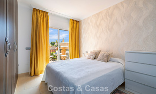 Élégante maison de ville de 4 chambres à vendre dans une résidence sécurisée à Nueva Andalucía, Marbella 792245 