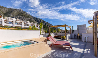 Penthouse moderne à vendre offrant de vues sur la mer et le lac d’Istán, situé juste au-dessus de la Golden Mile de Marbella 792280 