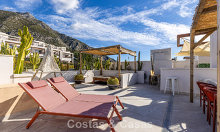 Penthouse moderne à vendre offrant de vues sur la mer et le lac d’Istán, situé juste au-dessus de la Golden Mile de Marbella 792282 