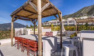 Penthouse moderne à vendre offrant de vues sur la mer et le lac d’Istán, situé juste au-dessus de la Golden Mile de Marbella 792283 