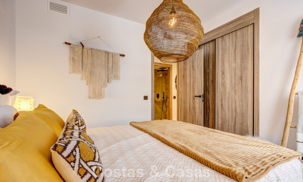 Penthouse moderne à vendre offrant de vues sur la mer et le lac d’Istán, situé juste au-dessus de la Golden Mile de Marbella 792319