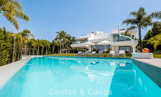 Villa design moderne clé en main à vendre à distance de marche de la plage et des commodités à Guadalmina Baja, Marbella 792351 