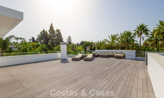 Villa design moderne clé en main à vendre à distance de marche de la plage et des commodités à Guadalmina Baja, Marbella 792353 