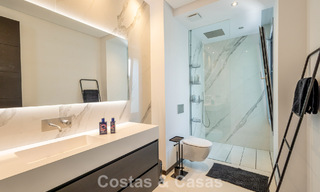 Villa design moderne clé en main à vendre à distance de marche de la plage et des commodités à Guadalmina Baja, Marbella 792355 