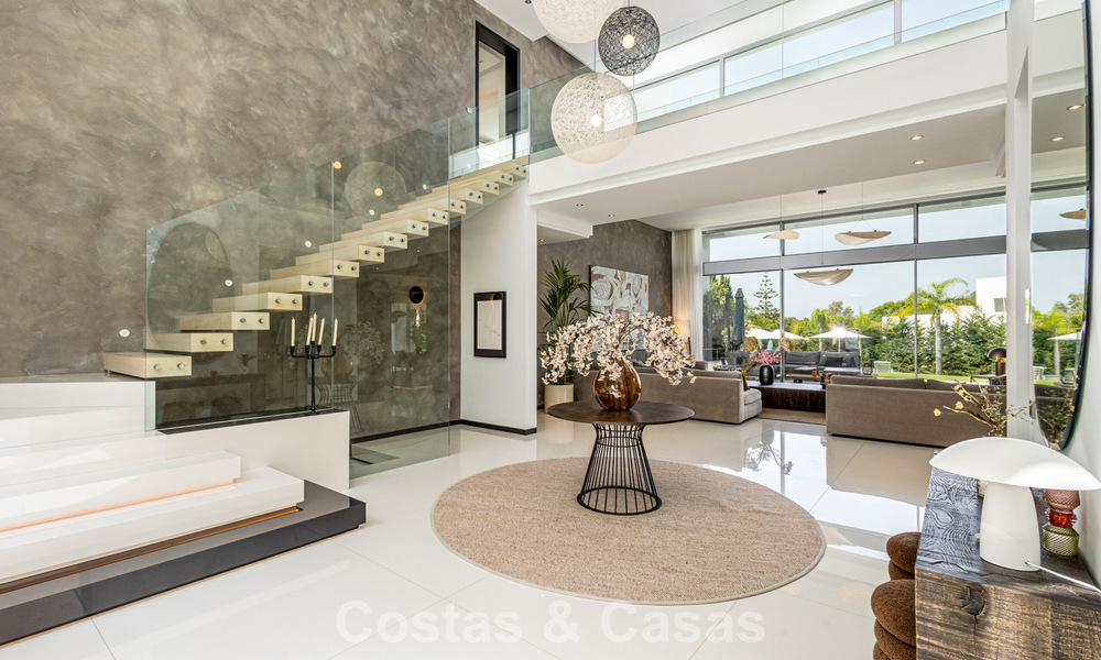 Villa design moderne clé en main à vendre à distance de marche de la plage et des commodités à Guadalmina Baja, Marbella 792361