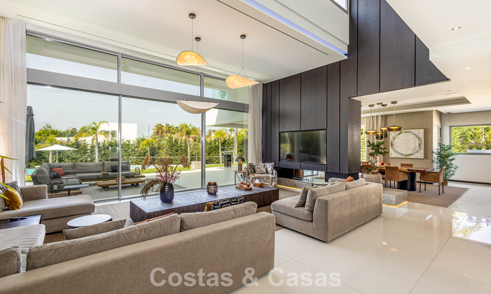 Villa design moderne clé en main à vendre à distance de marche de la plage et des commodités à Guadalmina Baja, Marbella 792365