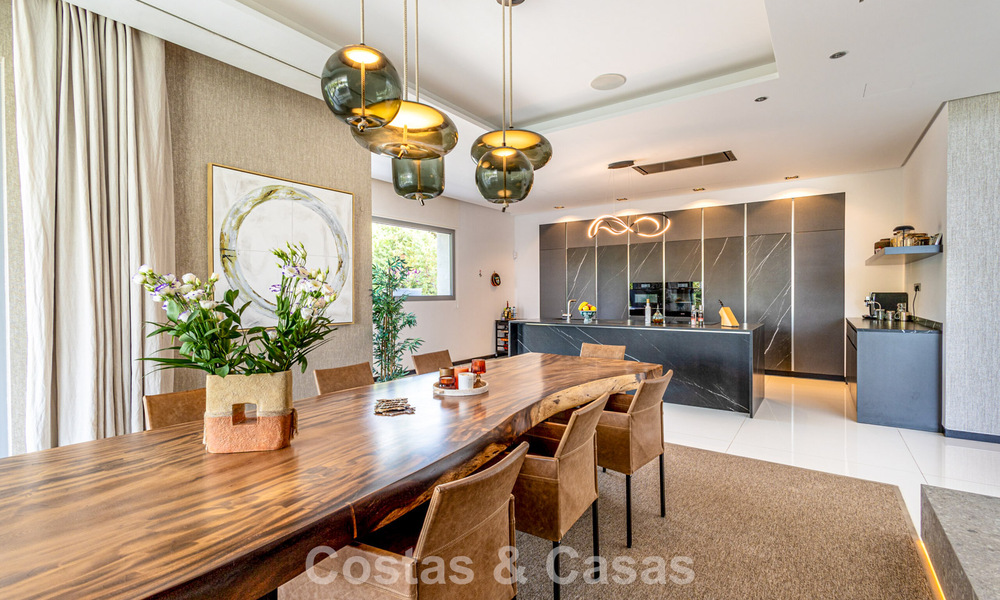 Villa design moderne clé en main à vendre à distance de marche de la plage et des commodités à Guadalmina Baja, Marbella 792368