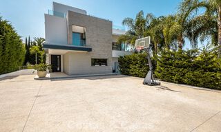 Villa design moderne clé en main à vendre à distance de marche de la plage et des commodités à Guadalmina Baja, Marbella 792375 