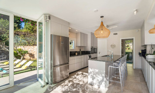 Magnifique villa de luxe rénovée avec une architecture andalouse intemporelle à vendre sur la côte est de Marbella 792402 