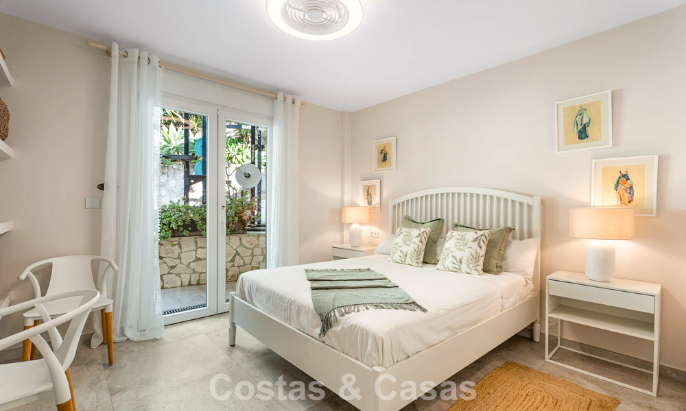 Magnifique villa de luxe rénovée avec une architecture andalouse intemporelle à vendre sur la côte est de Marbella 792435