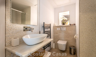 Magnifique villa de luxe rénovée avec une architecture andalouse intemporelle à vendre sur la côte est de Marbella 792439 