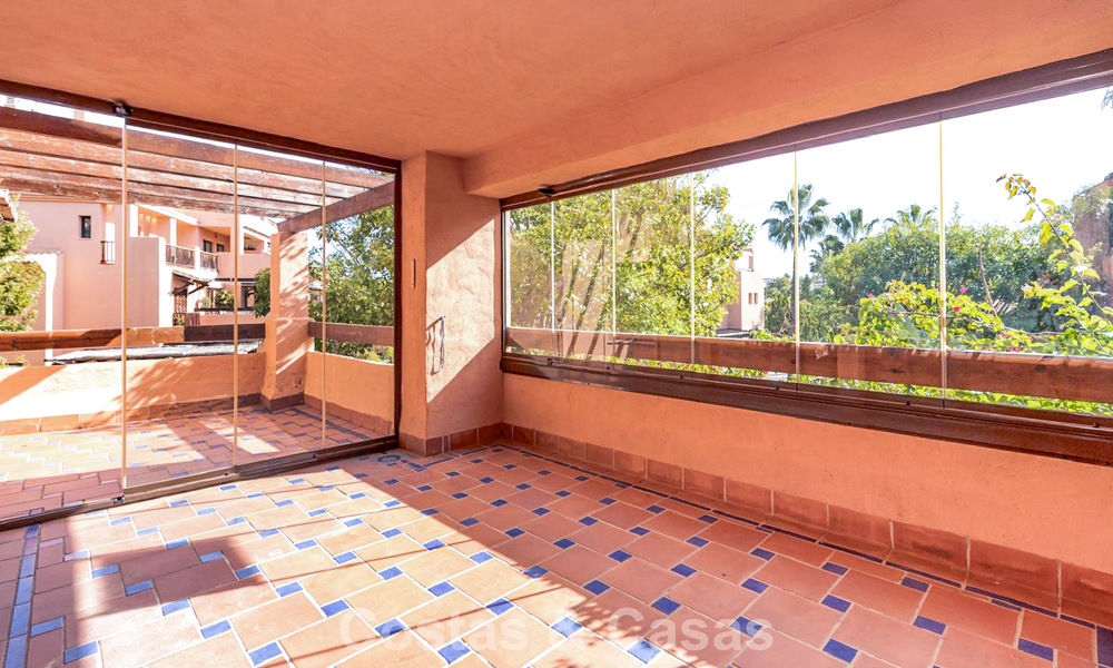 Appartement 4 chambres à vendre dans un complexe côtier très recherché sur la Nouvelle Golden Mile entre Marbella et Estepona 792472