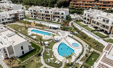 Penthouse moderne flambant neuf avec vaste solarium à vendre dans un complexe sécurisé à Benahavís - Marbella 792580